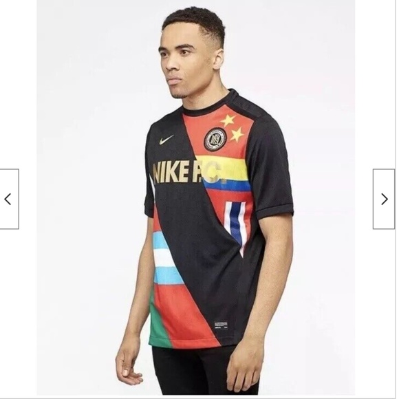 Nike F.C. 2018 World Cup Training Soccer Jersey Shirt Black Red Size Large - Picture 2 of 5